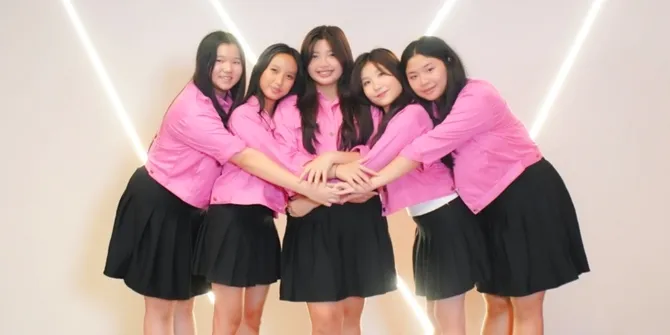 Resmi Debut Lewat Single 'Bully No Bully', Intip Perjalanan Panjang PinkDice Sejak Masa Trainee