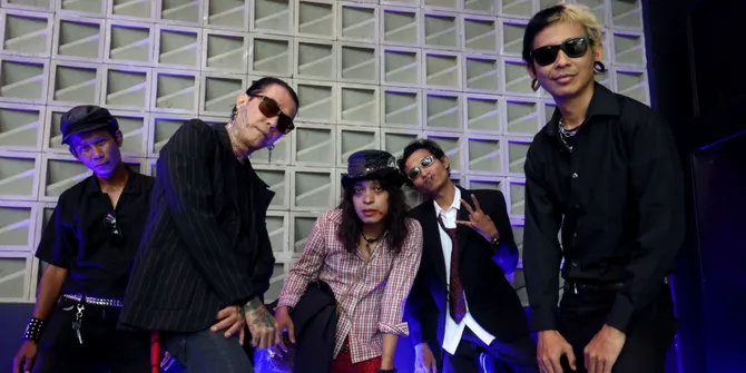 Rilis Album Ke-3, Glenn & The Vicious Boys Gandeng Cornelia Agatha untuk Baca Puisi