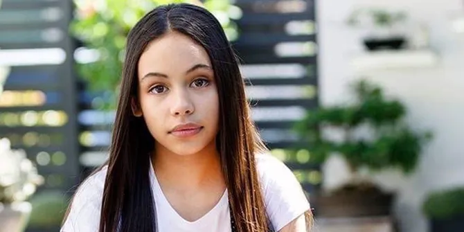 Rilis No Hard Feeling, Penyanyi Berbakat Izellah Gandeng Produser Dua Lipa