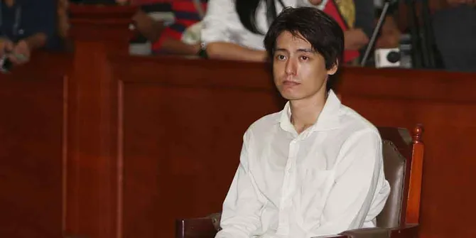 Roger Danuarta Terlihat Lebih Kurus, Ibunda Khawatir