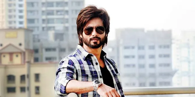 Romantis, Shahid Kapoor Beri Cincin Rp 400 Juta Untuk Calon Istri