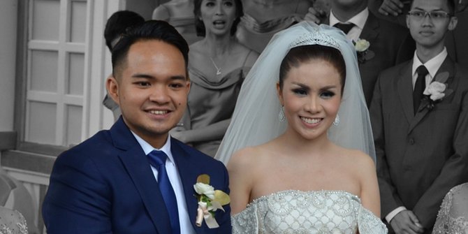 Photo for the royal wedding tayang