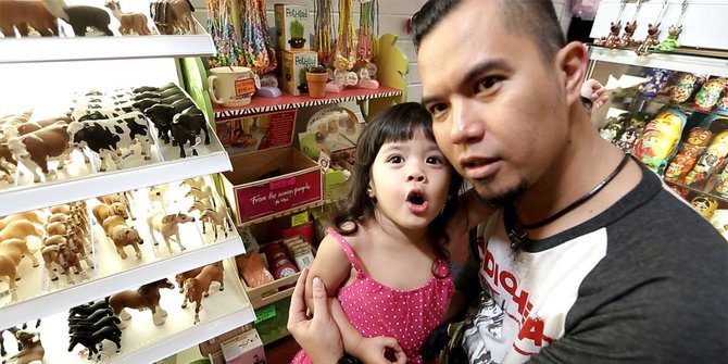 Safeea Bekerja, Ahmad Dhani Tak Mau Dibilang Eksploitasi Anak