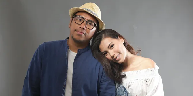 Sammy Simorangkir - Viviane Masih Rahasiakan Jenis Kelamin Calon Bayi
