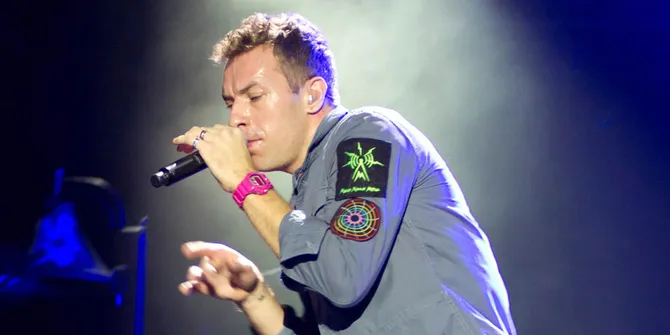 Sayang Anak, Chris Martin dan Apple Shopping Bareng di Malibu