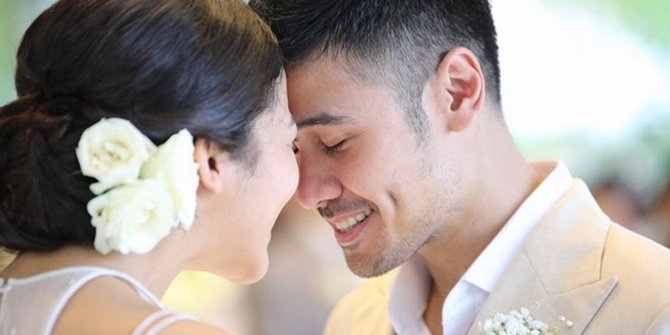 Sederhana Tapi Indah, Beginilah Gaun Pengantin Putri Marino