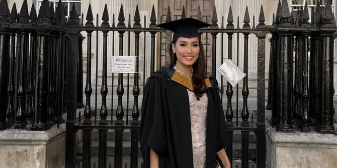Selamat, Frederika Cull Raih Gelar Master dari University of Cambridge