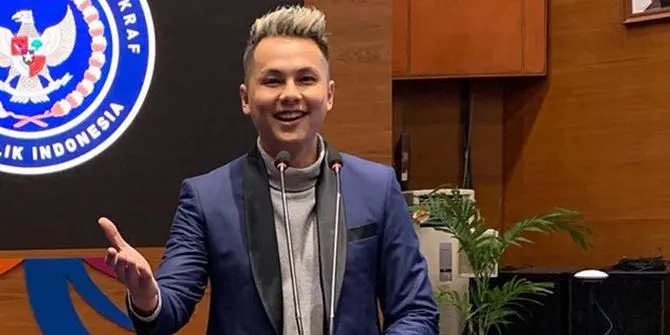 Selfie Bareng 'Jisoo BLACKPINK', Andhika Pratama Dibilang Mirip Song Joong Ki