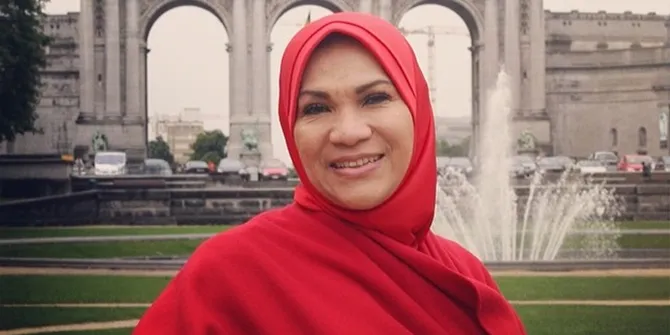 Sempat Menimbulkan Perdebatan, Dorce Gamalama Dimakamkan Sebagai Laki-Laki