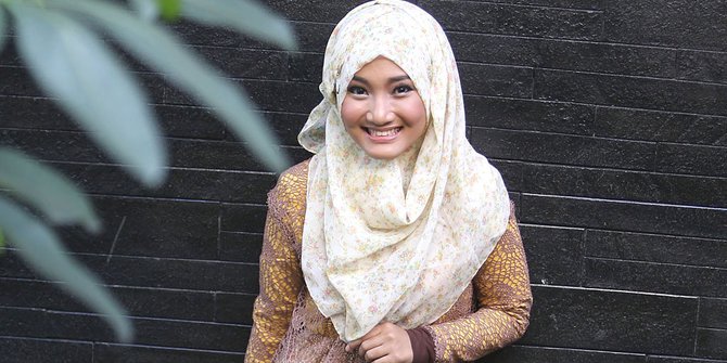 Serunya Tradisi Lebaran Fatin Shidqia Lubis - KapanLagi.com