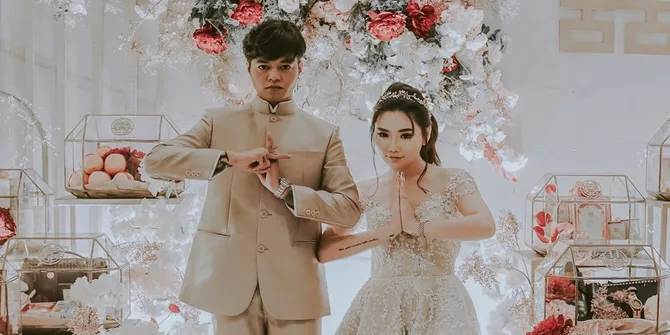 Sidang Cerai Perdana Reza Arap dan Wendy Walters Sudah Resmi Digelar