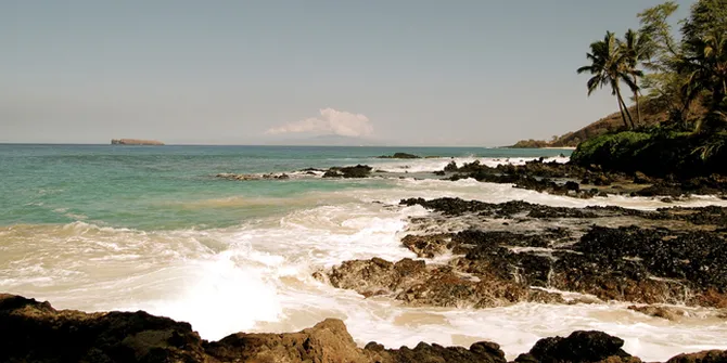 Simak Keindahan Terpendam di Pulau Berbentuk U