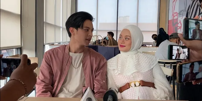 Single Romantis 'Kuyakin Bahagia' Rey Mbayang dan Dinda Hauw Ambil Bagian dalam Album Kompilasi Musikini Super Hits 2