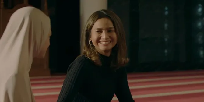 Sinopsis AIR MATA MUALAF: Perjalanan Spiritual Acha Septriasa Mencari Keimanan di Tanah Rantau