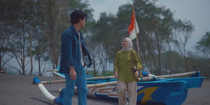 Sinopsis Film 'MENUJU PELAMINAN': Kisah Cinta Beda Budaya Penuh Drama dan Komedi