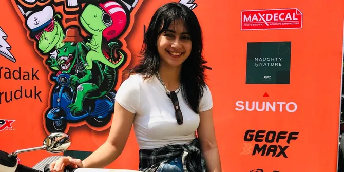 Suka Vespa Sejak Masih SD, Sintya Marisca Bikin Komunitas Sendiri