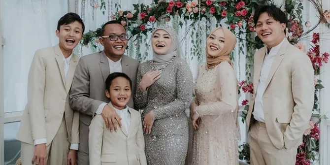 Sule dan Nathalie Holscher Menikah, Putri Delina Senang Sekarang Adiknya Ada yang Urus