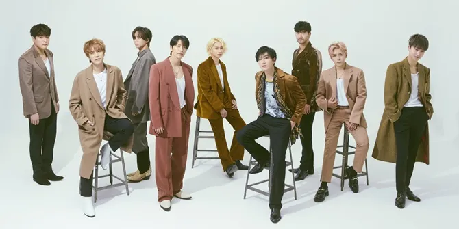 Super Junior Rilis 'Lyric Note' Berisi Spoiler Lagu-Lagu di Album 'The Renaissance' Mulai Hari Ini