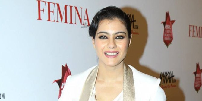 Surprise! Bukan Perempuan Lembut, Ini Peran Kajol di 