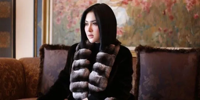 Syahrini Punya Ayah Angkat Asal Belanda, Intip Potret Kebersamaan Mereka