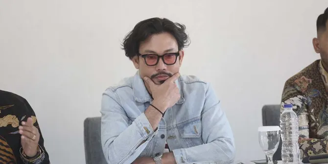 Tagih Uang Rp1,2 Miliar, Denny Sumargo Bantah Pukul Mantan Manajer