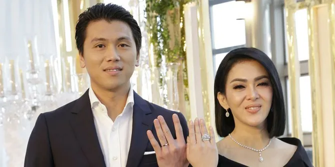 Tajir Melintir, Syahrini Pakai Sikat Gigi Seharga Rp 3,3 Juta yang Bikin Dompet Akhir Bulan Meronta