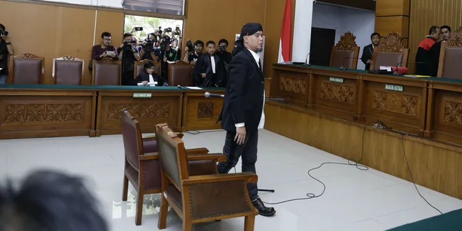 Tak Bisa Rayakan Ultah Safeea Karena Dipenjara, Ahmad Dhani Menangis