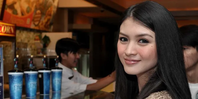 Takut Hantu, Donita Justru Bintangi 'MENGEJAR SETAN'
