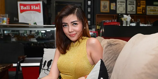 Tanggal 28 April, Bella Shofie Akan Curhat Tanpa Settingan