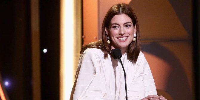 Tanggal Ultah Barengan, Anne Hathaway Unggah Foto Ryan Gosling