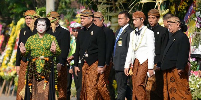 Taplak Batik  Cantik Souvenir Nikahan Gibran  dan Selvi 