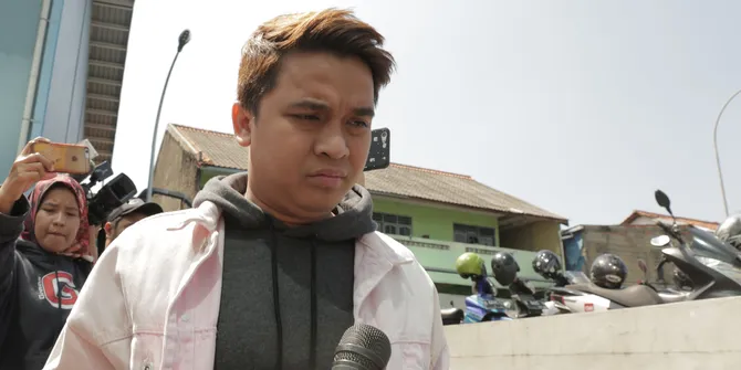 Tentang Masalah Dengan Kris Hatta, Billy Syahputra Enggan Berkomentar