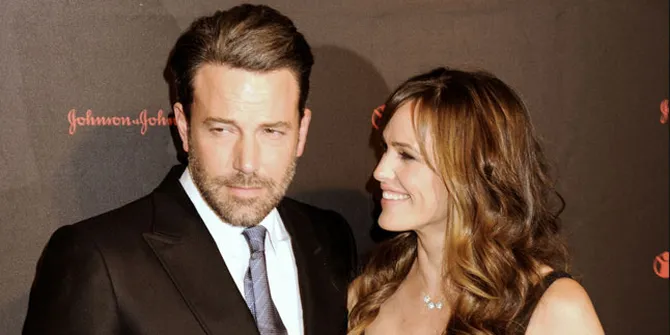 Tepis Rumor Perceraian, Ben Affleck dan Keluarga Pamer Kehangatan