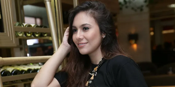 Ternyata ini Rahasia Wulan Guritno Agar Bisa Selalu Awet Muda