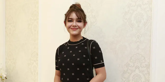 Terpilih Sebagai Brand Ambassador Klinik Kecantikan di Tengah Kesibukan Syuting, Amanda Manopo: Rezeki Anak Soleh
