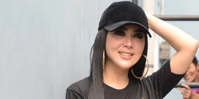 Tiket Konser Harga 25 Juta Sold Out, Syahrini Posting Sebuah Video