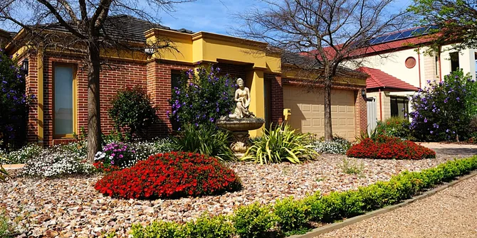 Tips Membuat Halaman Rumah Sederhana tapi Indah dengan Taman Minimalis