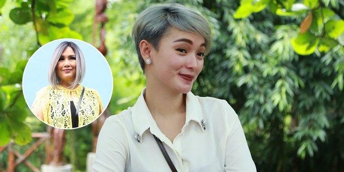 Titi DJ Sulap Rambut Pendek Zaskia Gotik  Jadi Panjang 