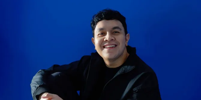Tulus Rayakan 14 Tahun Karir, Unggah Empat Video Musik dari Album 'MANUSIA'