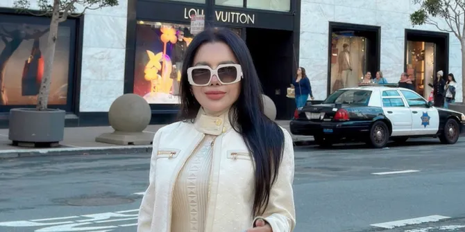 Uci Flowdea Happy Nonton F1 di Amerika, Dapat Tiket VVIP