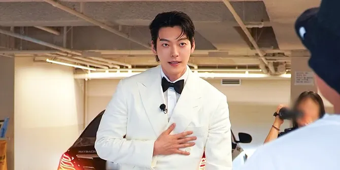 Undangan Pernikahan Kim Woo Bin dan Shin Min Ah Sederhana, Doh Kyung Soo Gak Bisa Datang?