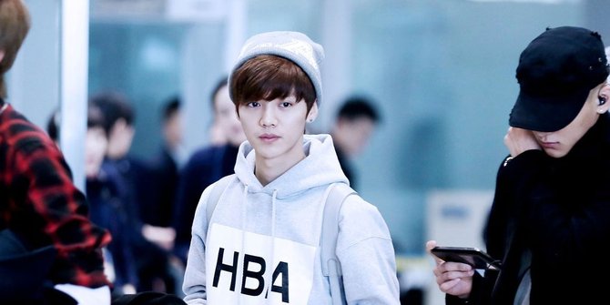  Untuk  Pertama Kalinya Luhan EXO  Peringatkan Sasaeng Fans  