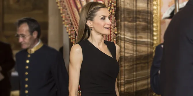 Usai Kate Middleton, Ratu Letizia Juga Jadi 'Korban' Seniman