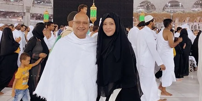 Usai Umrah, Maia Estianty dan Irwan Mussry Lanjut Terbang ke Afrika Selatan