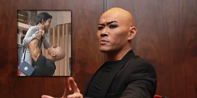 VIDEO: Deddy Corbuzier Cekik Azka Sampai Terangkat ke Atas