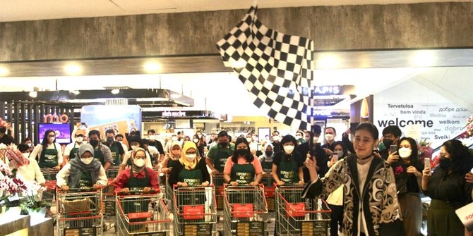 Wajah Baru TheFoodhall Plaza Senayan Resmi Diluncurkan, Makin Meriah Lewat Shop for Free with BRImo