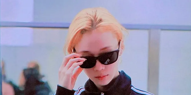 Winter aespa Jadi Sorotan karena Tampil Bare Face di Bandara hingga Picu Pro dan Kontra