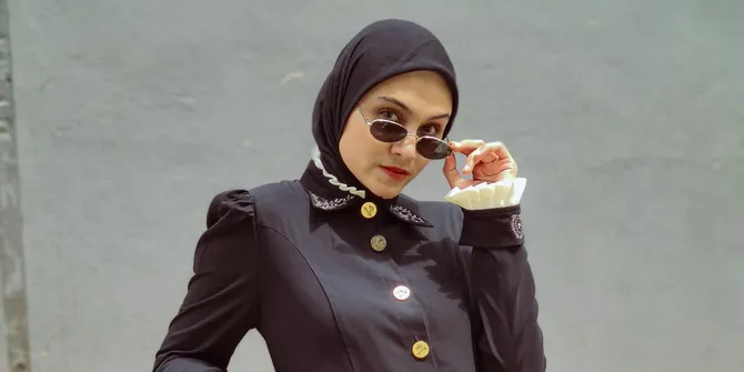 Zee Zee Shahab Punya Trik Jitu Hadapi Suami yang 'Leader Banget'