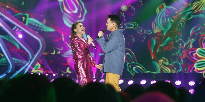 10 Potret Afgan Pamer Foto Mesra Bareng Rossa saat Manggung, Beri Pujian hingga Ada Emotikon Love