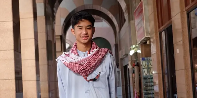 11 Potret Transformasi Penampilan Devano Danendra yang Kini Genap 23 Tahun, Makin Ganteng